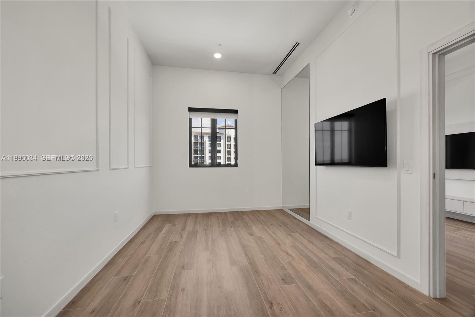 4220 Laguna St #803, Coral Gables FL 33146