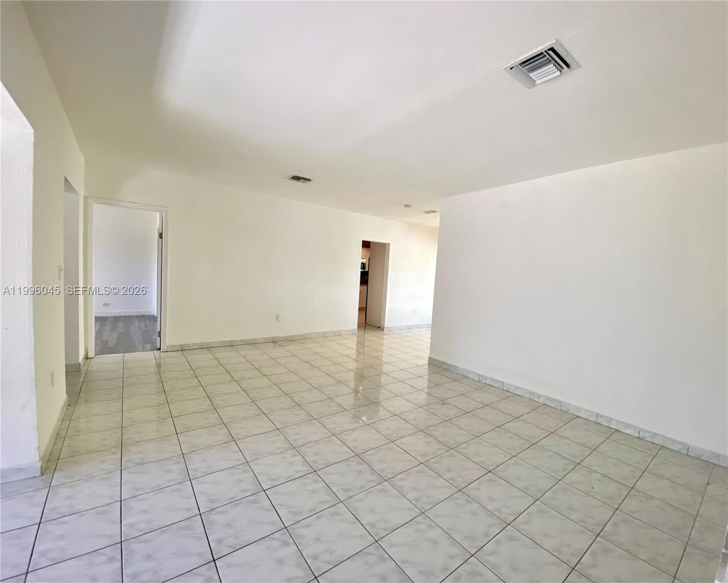 1101 Bay Dr, Miami Beach FL 33141