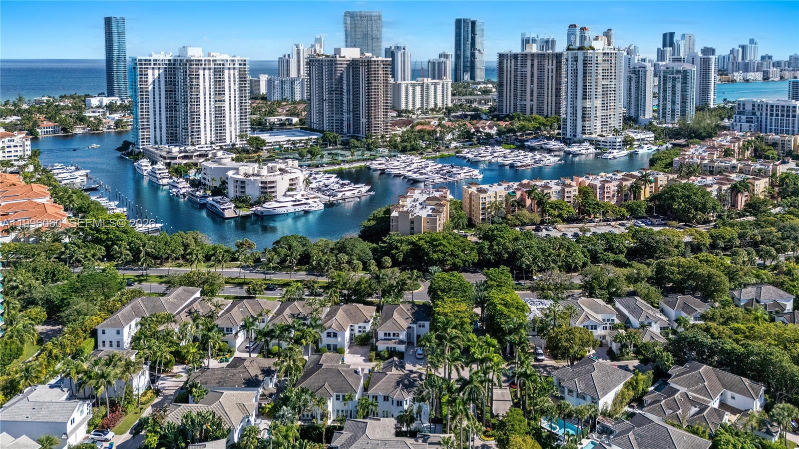 3703 NE 199th St, Aventura FL 33180