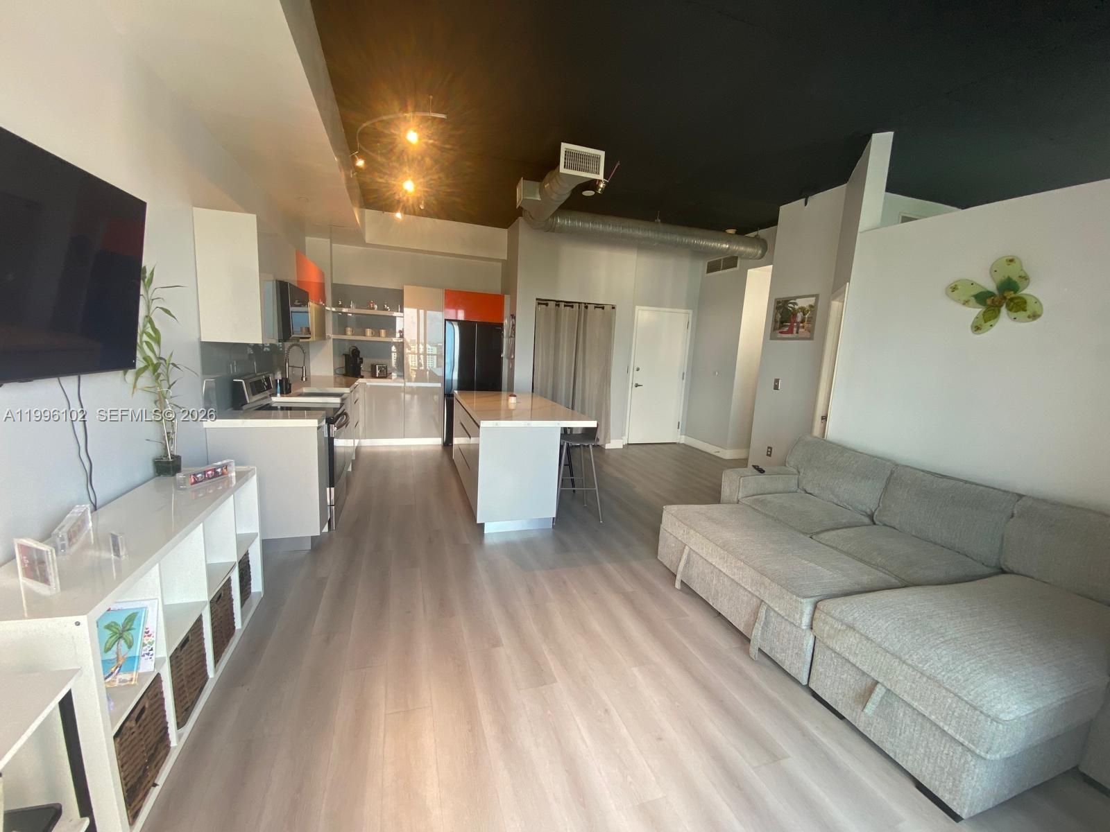 10 SW South River Dr #1608, Miami FL 33130