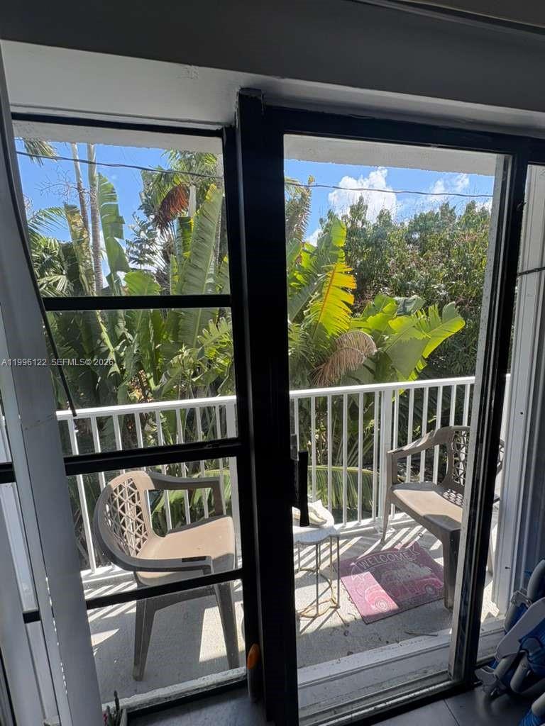 1220 71st St #38, Miami Beach FL 33141