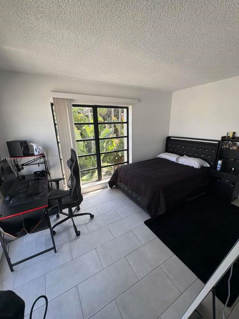 1220 71st St #38, Miami Beach FL 33141