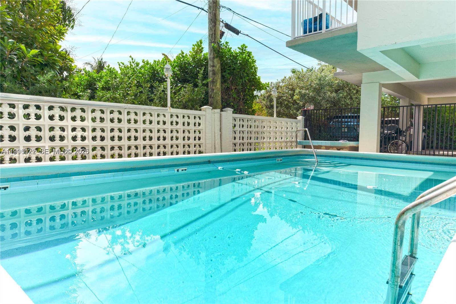 1220 71st St #38, Miami Beach FL 33141