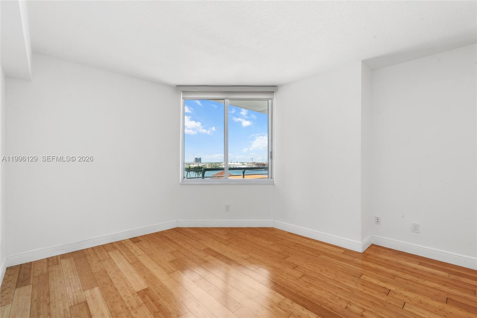 335 S Biscayne Blvd #908, Miami FL 33131