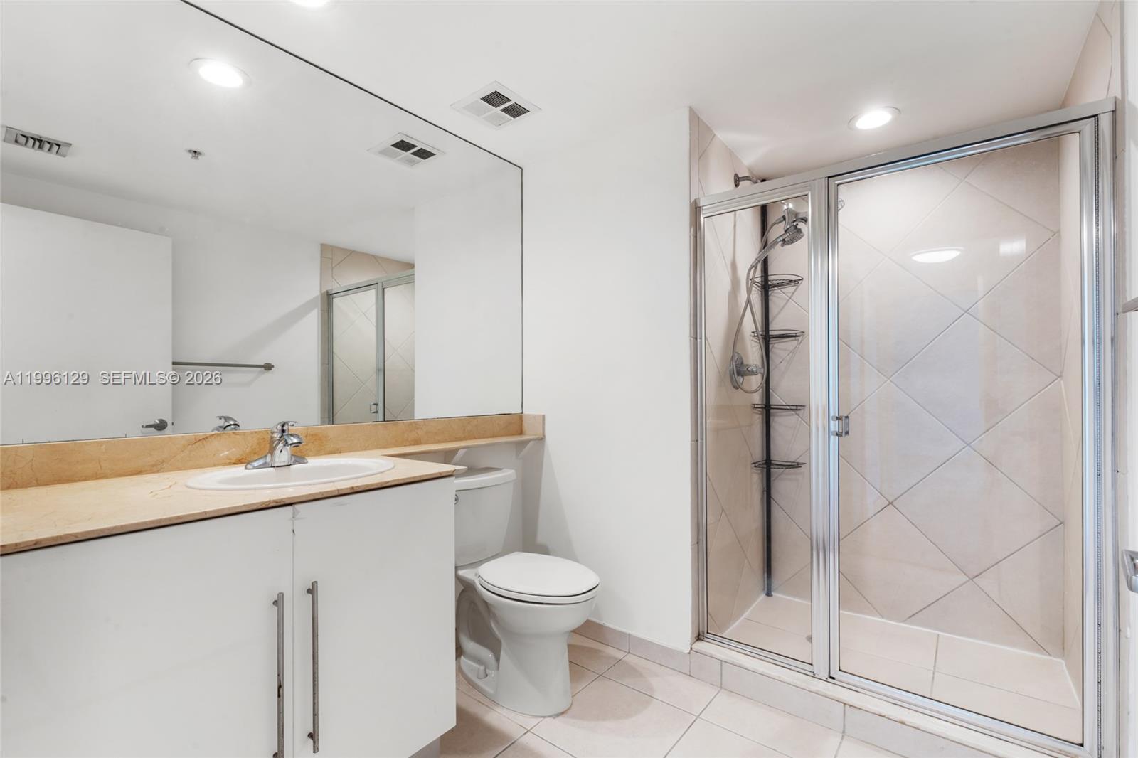 335 S Biscayne Blvd #908, Miami FL 33131