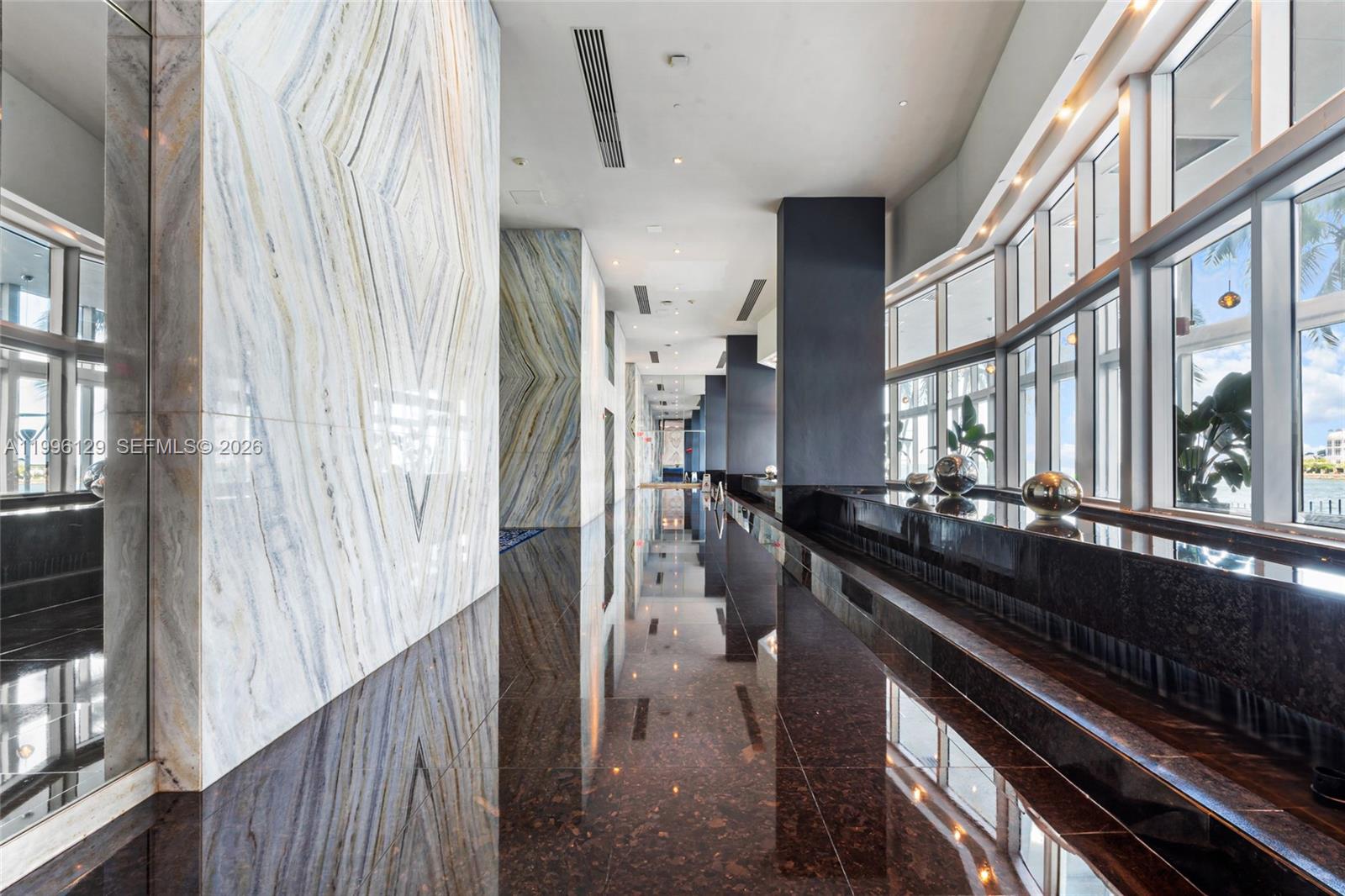335 S Biscayne Blvd #908, Miami FL 33131