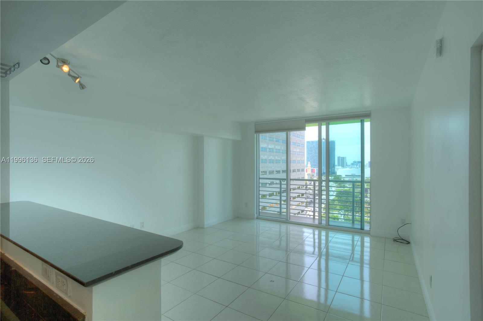 325 S Biscayne Blvd #2320, Miami FL 33131