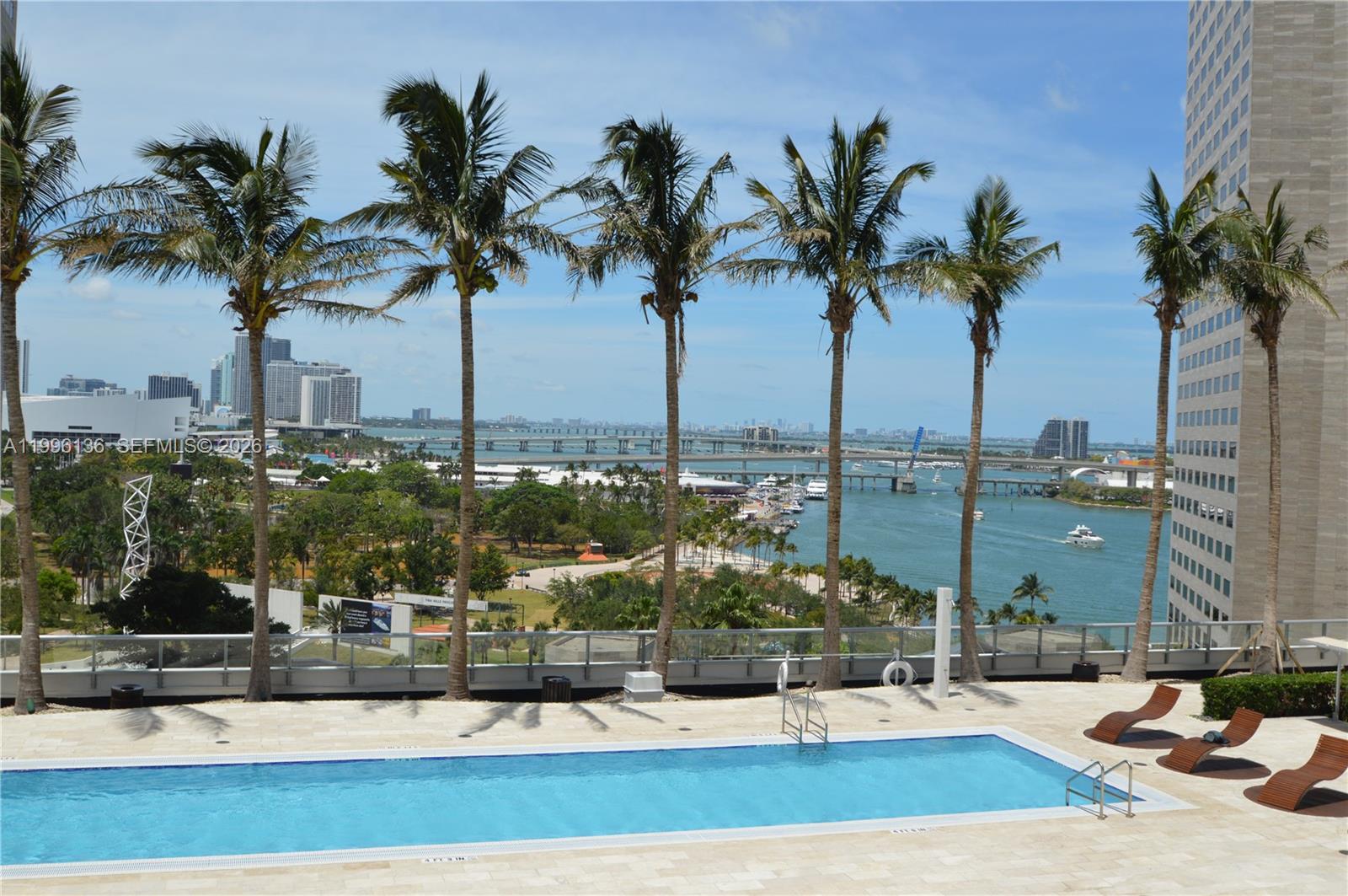 325 S Biscayne Blvd #2320, Miami FL 33131