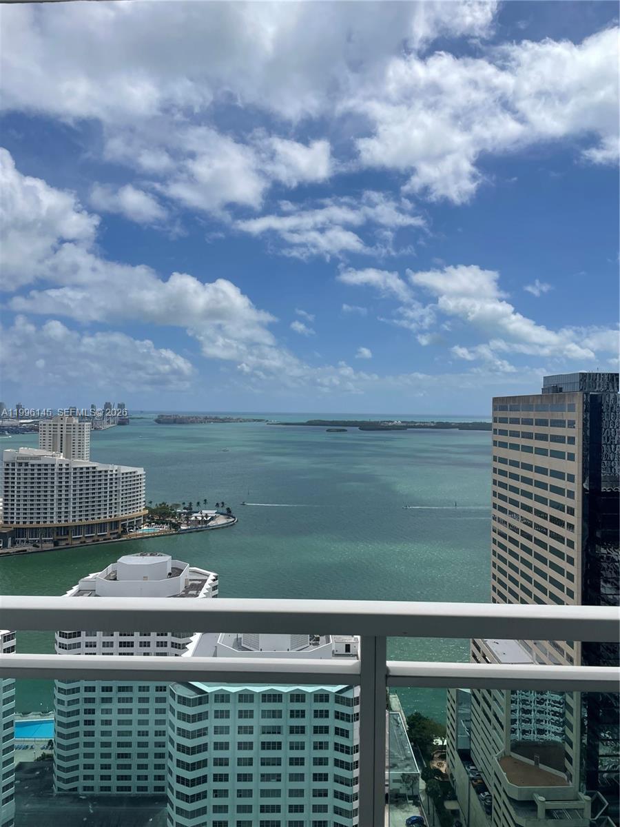 951 Brickell Ave #3506, Miami FL 33131