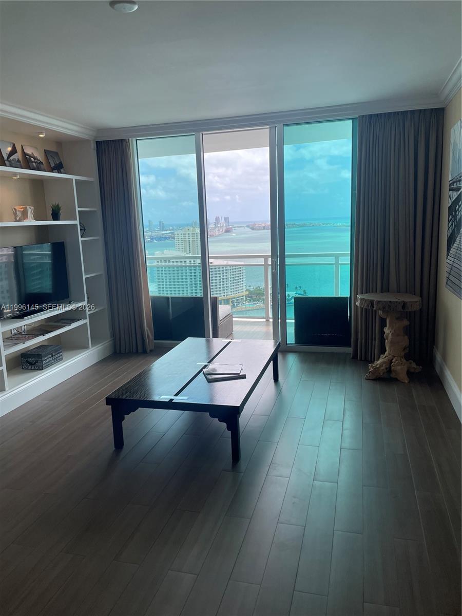 951 Brickell Ave #3506, Miami FL 33131