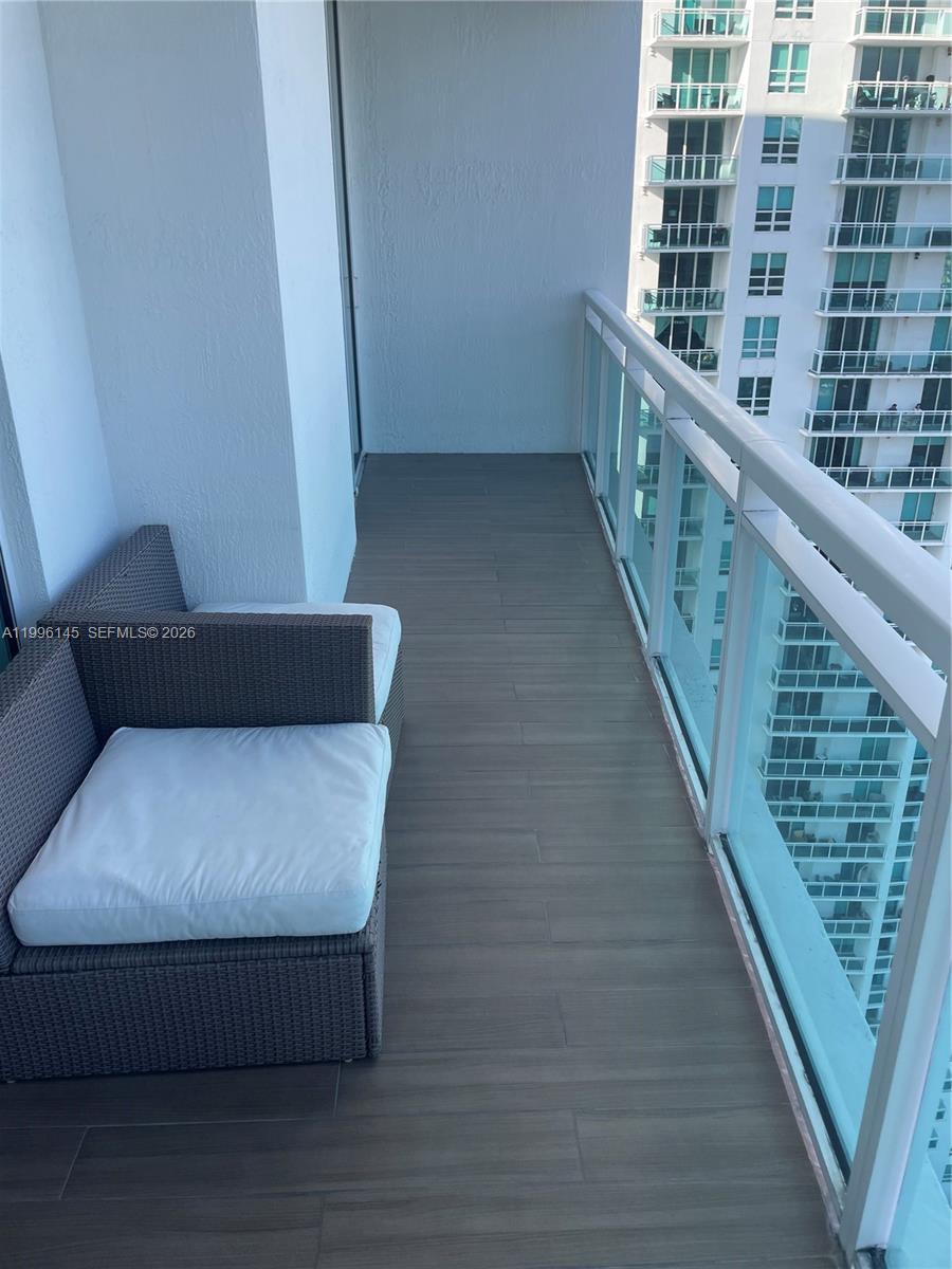 951 Brickell Ave #3506, Miami FL 33131