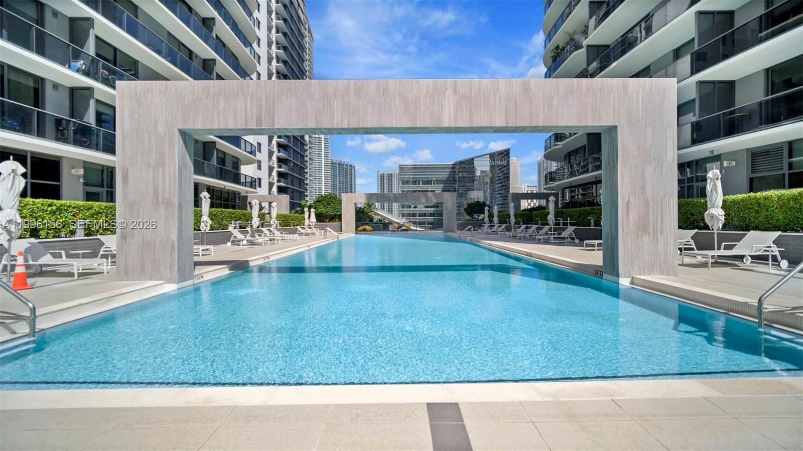 55 SW 9th #2804, Miami FL 33130
