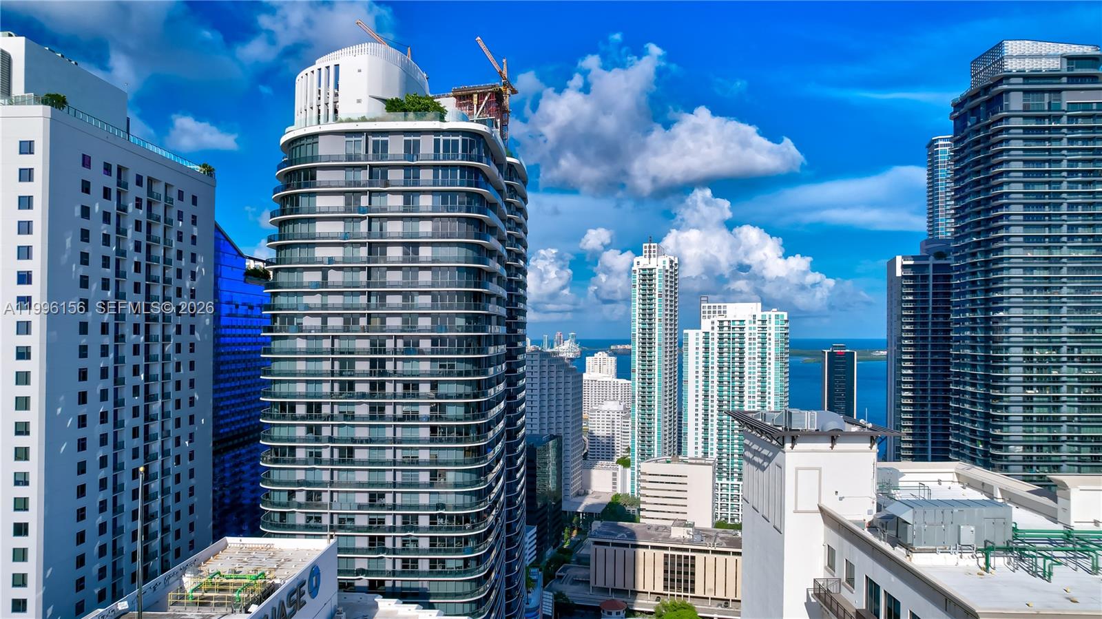55 SW 9th #2804, Miami FL 33130