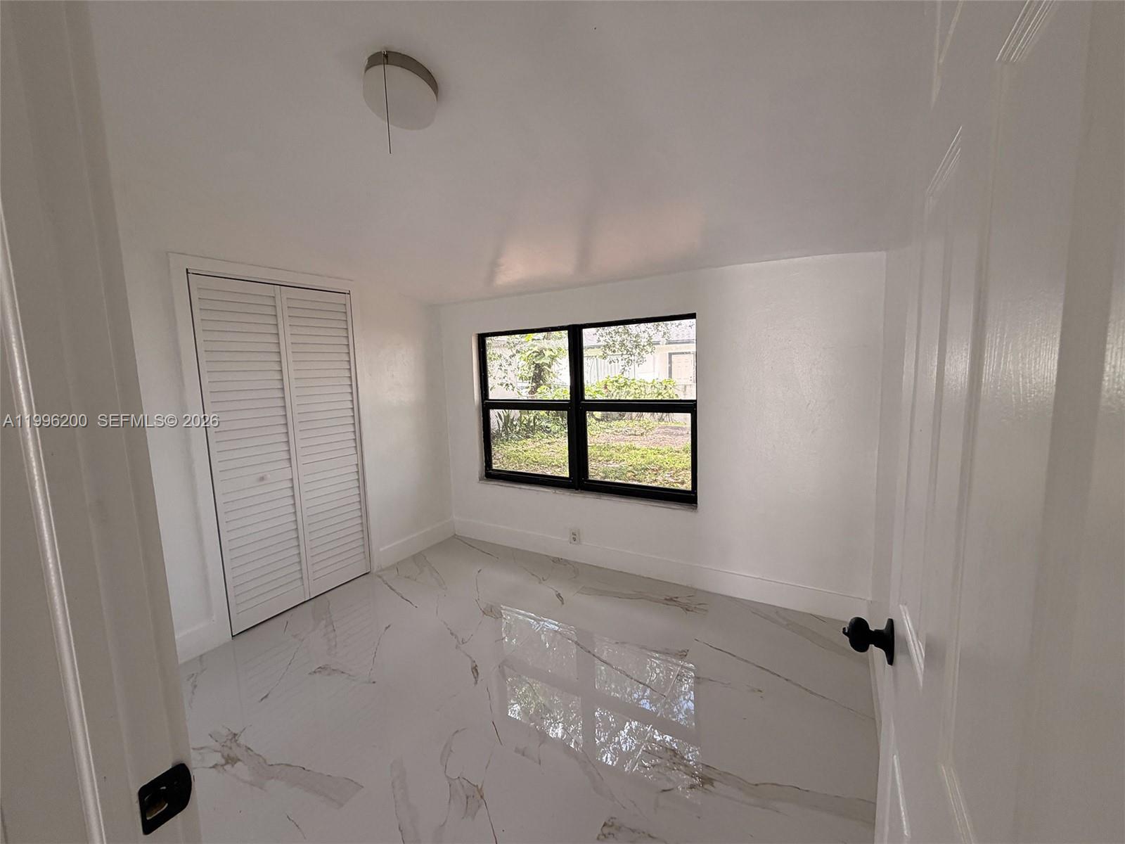 1261 NW 45th St, Miami FL 33142