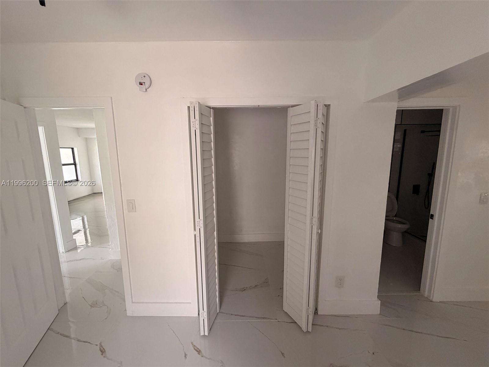 1261 NW 45th St, Miami FL 33142