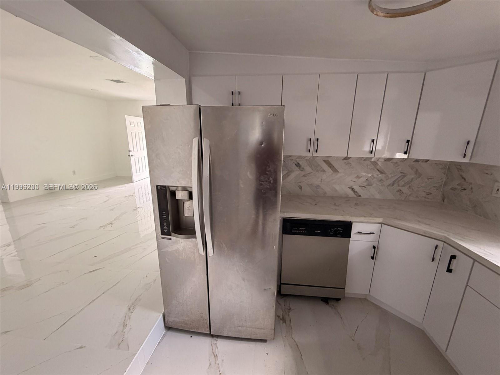1261 NW 45th St, Miami FL 33142
