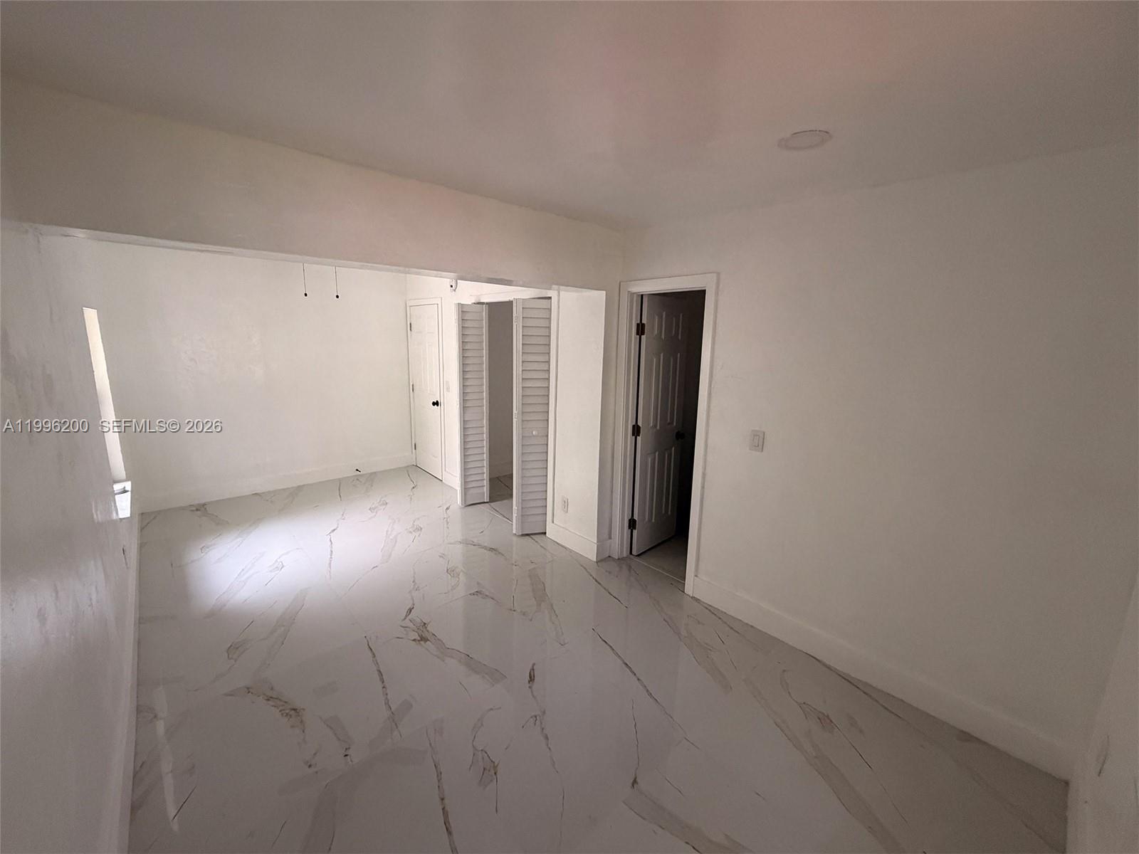1261 NW 45th St, Miami FL 33142