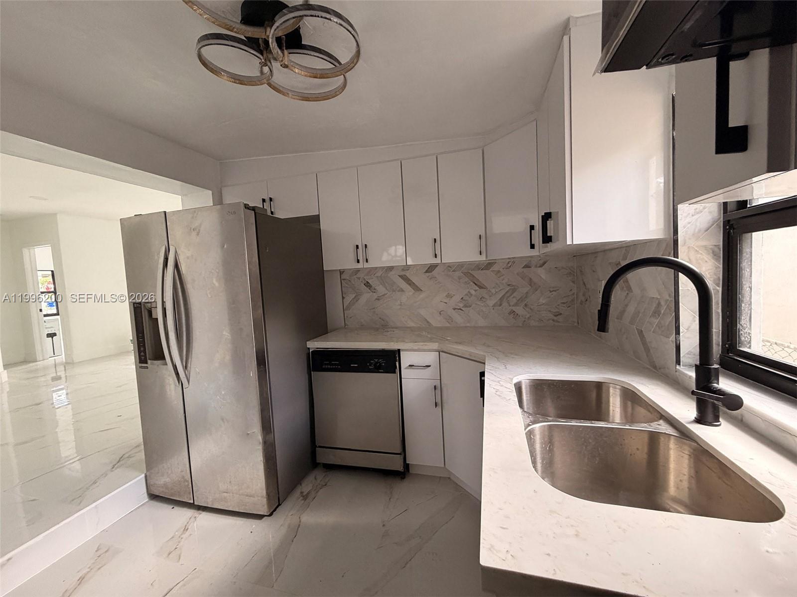 1261 NW 45th St, Miami FL 33142