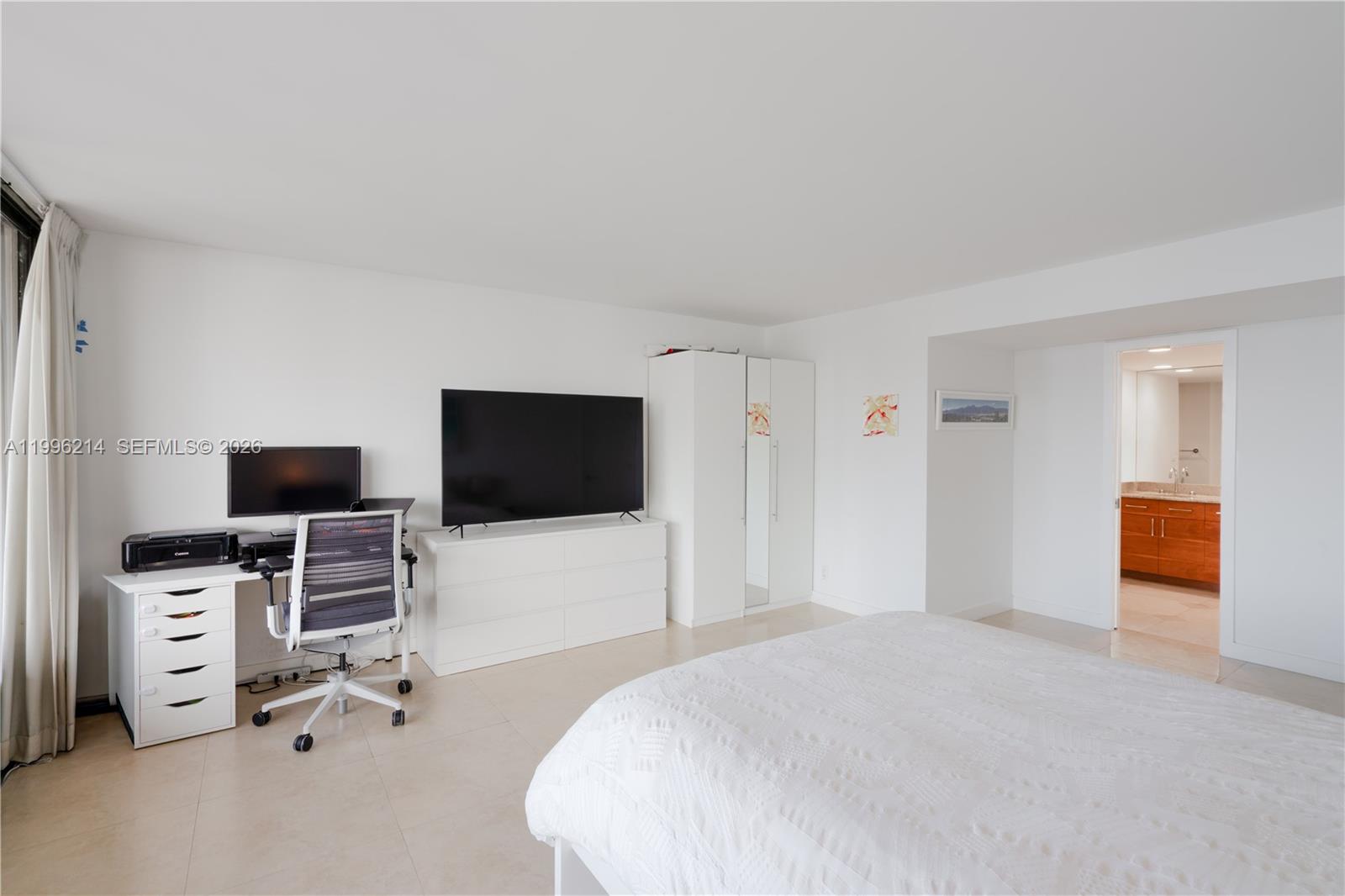 1925 Brickell Ave #D2006, Miami FL 33129