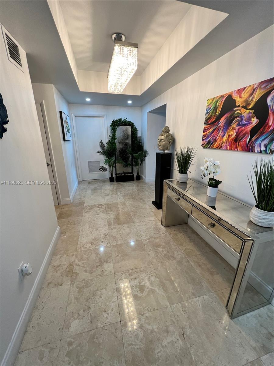 3330 NE 190th St #1212, Aventura FL 33180