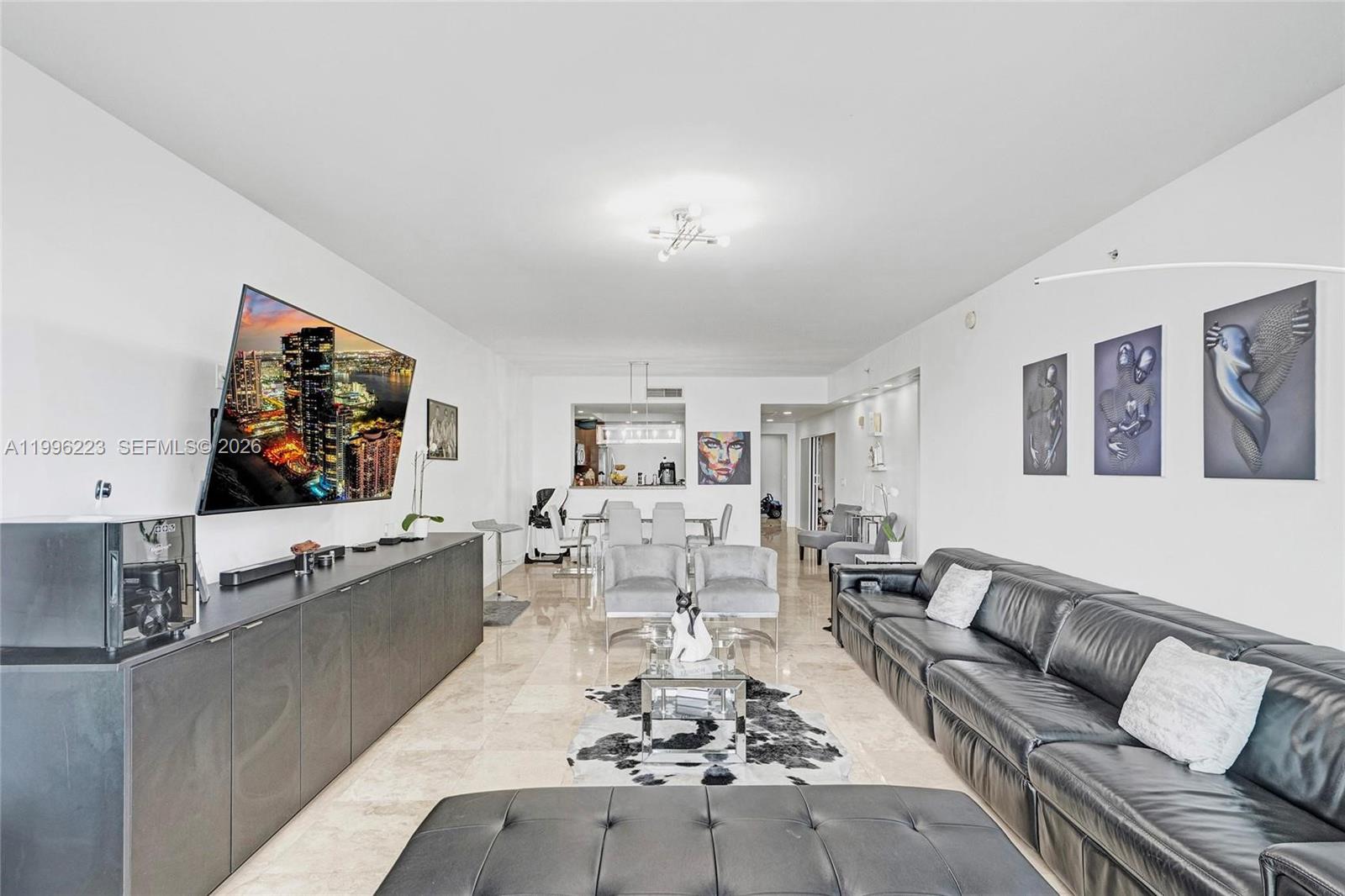 3330 NE 190th St #1212, Aventura FL 33180