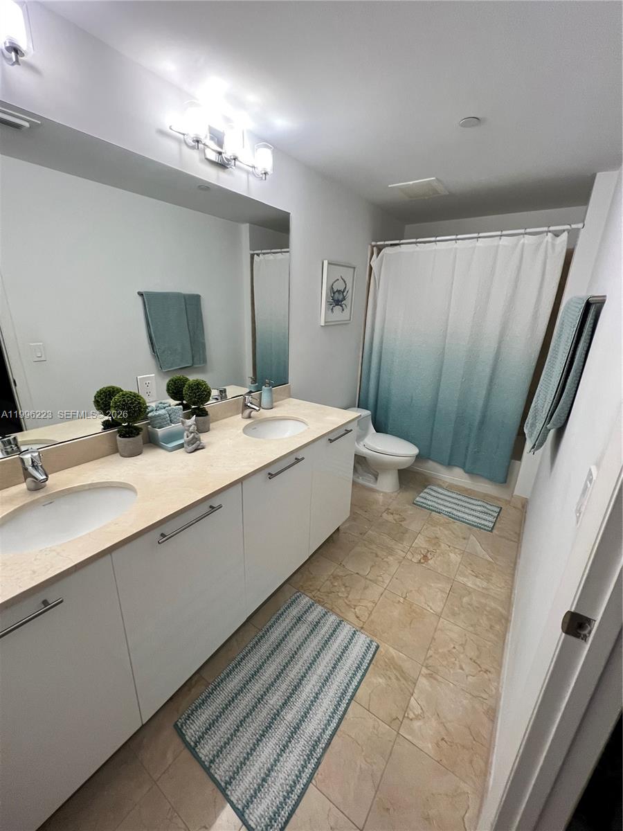3330 NE 190th St #1212, Aventura FL 33180