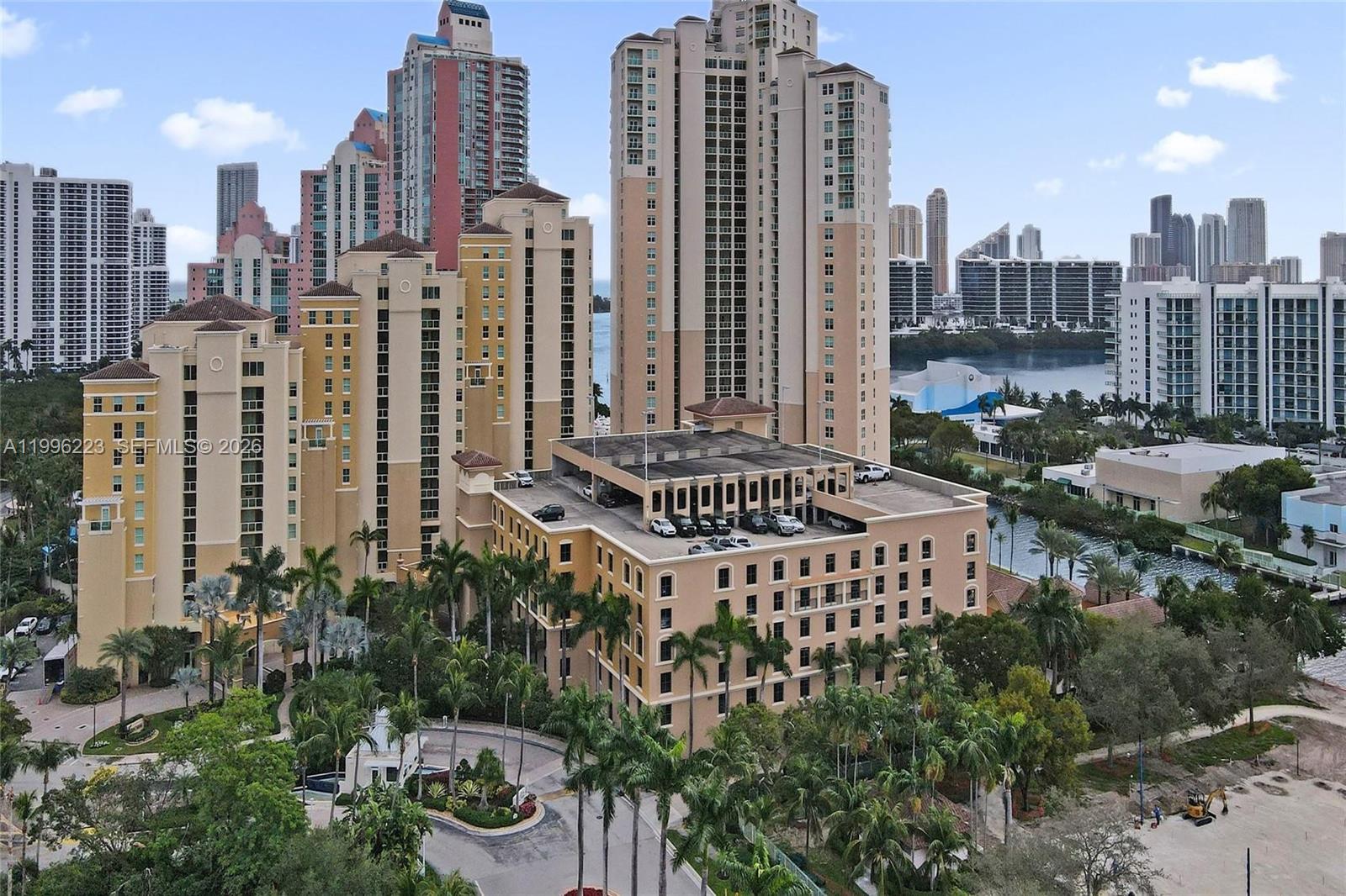 3330 NE 190th St #1212, Aventura FL 33180