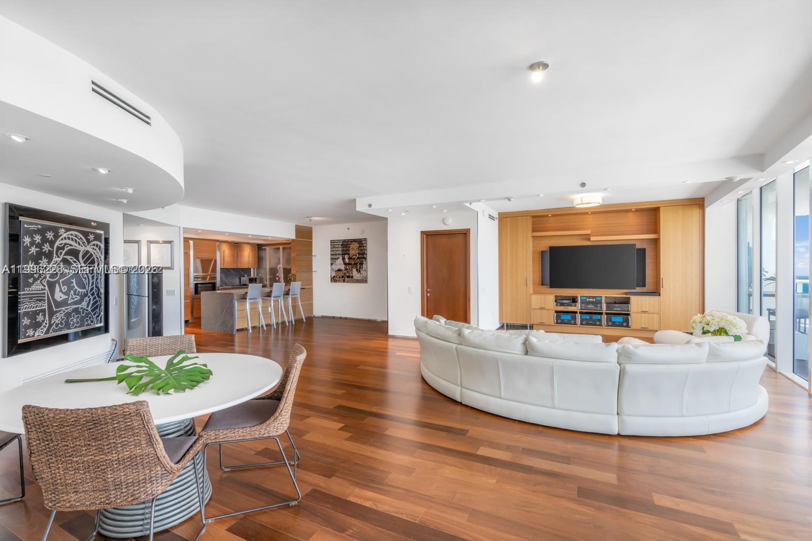 450 Alton Rd #3303, Miami Beach FL 33139