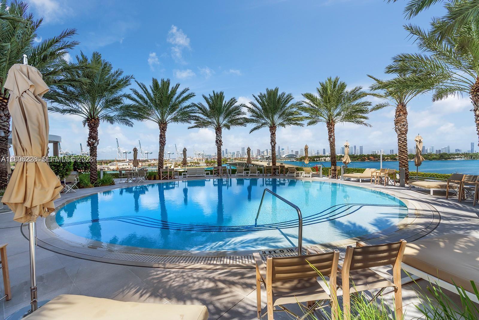 450 Alton Rd #3303, Miami Beach FL 33139