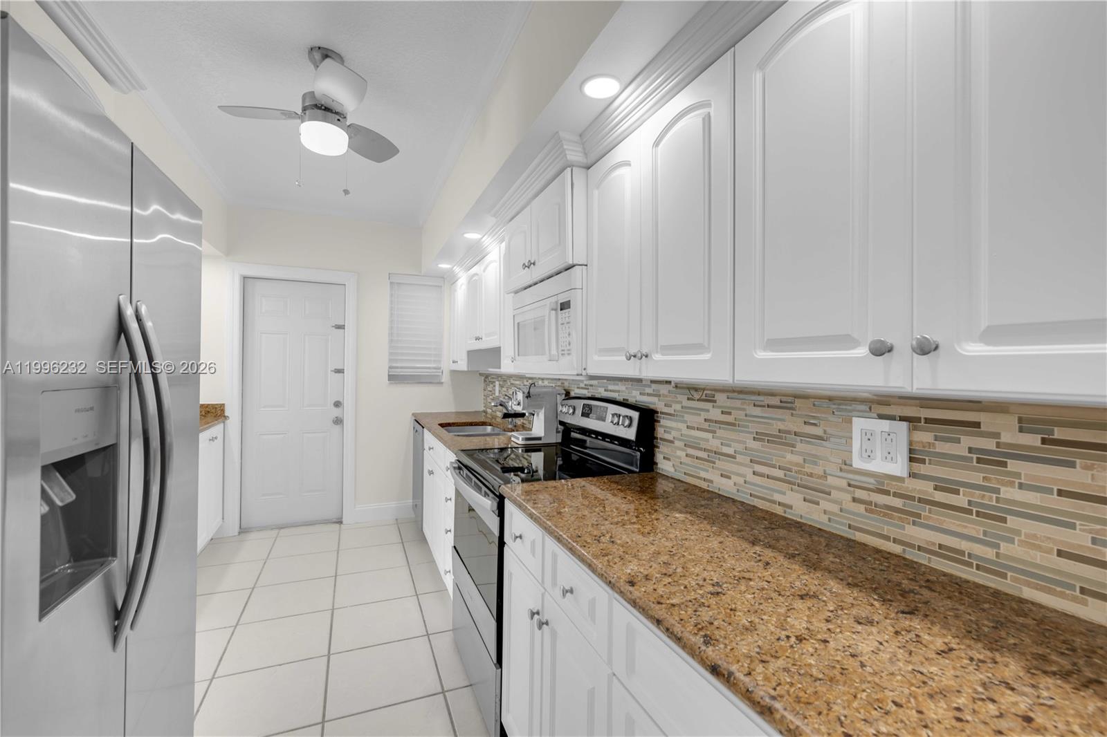 462 Golden Isles Dr #210, Hallandale Beach FL 33009