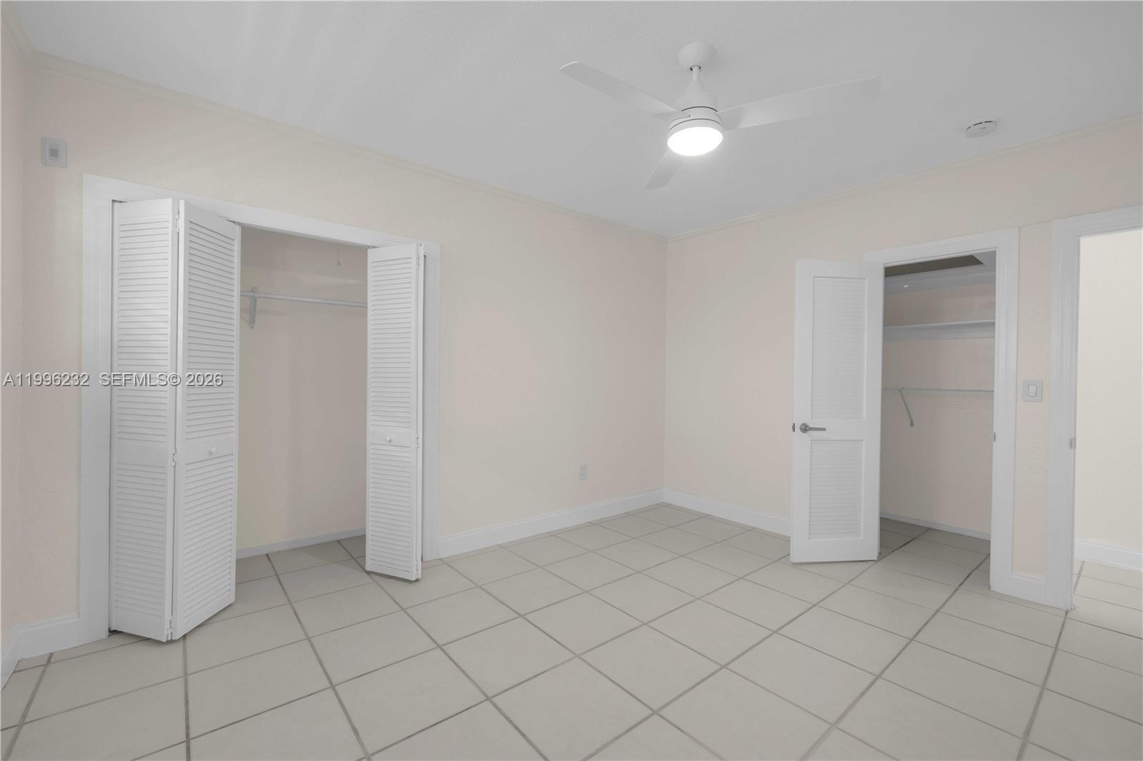 462 Golden Isles Dr #210, Hallandale Beach FL 33009
