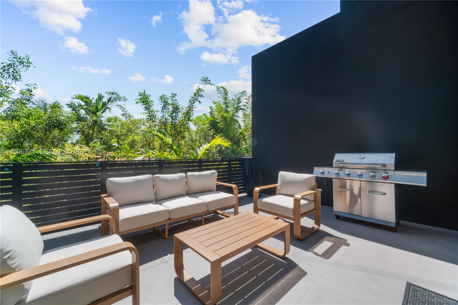 420 SW 15th Rd #420, Miami FL 33129
