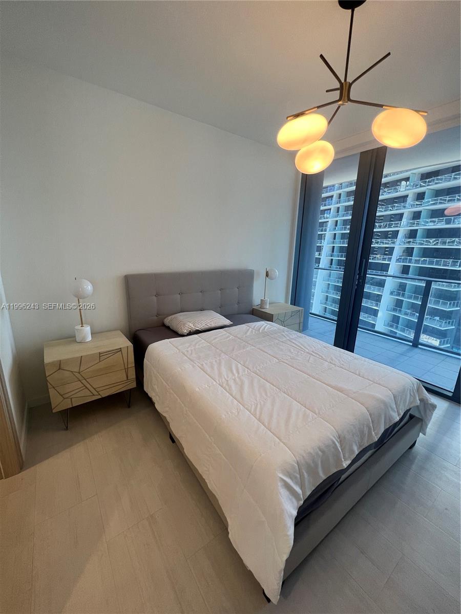 1000 Brickell Plaza #2701, Miami FL 33131