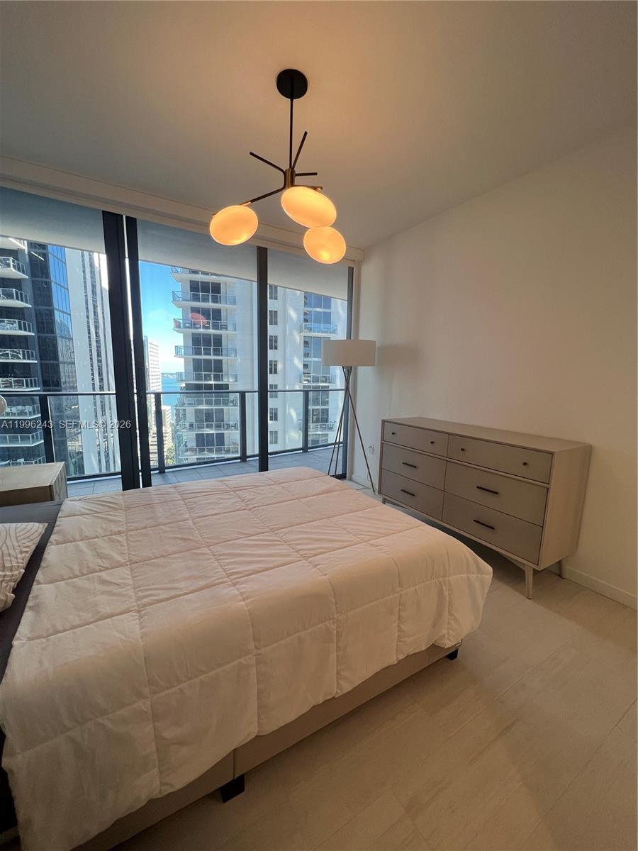1000 Brickell Plaza #2701, Miami FL 33131