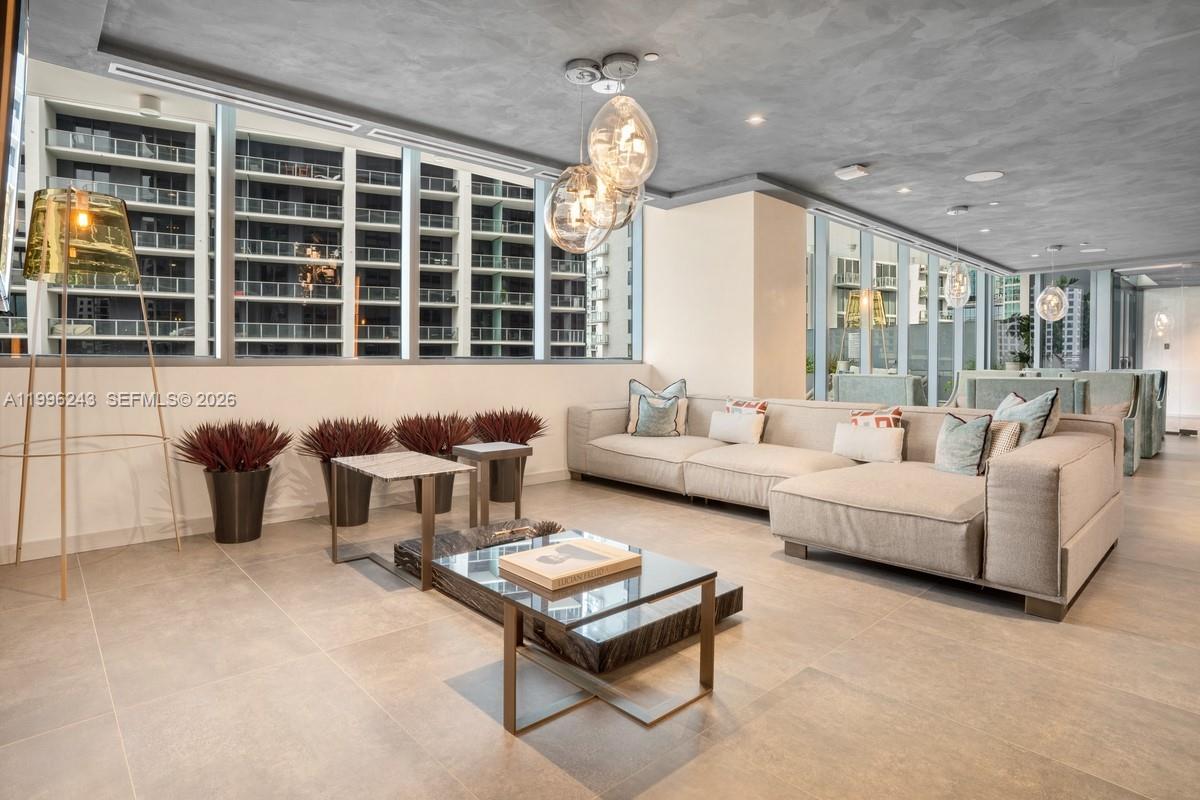 1000 Brickell Plaza #2701, Miami FL 33131