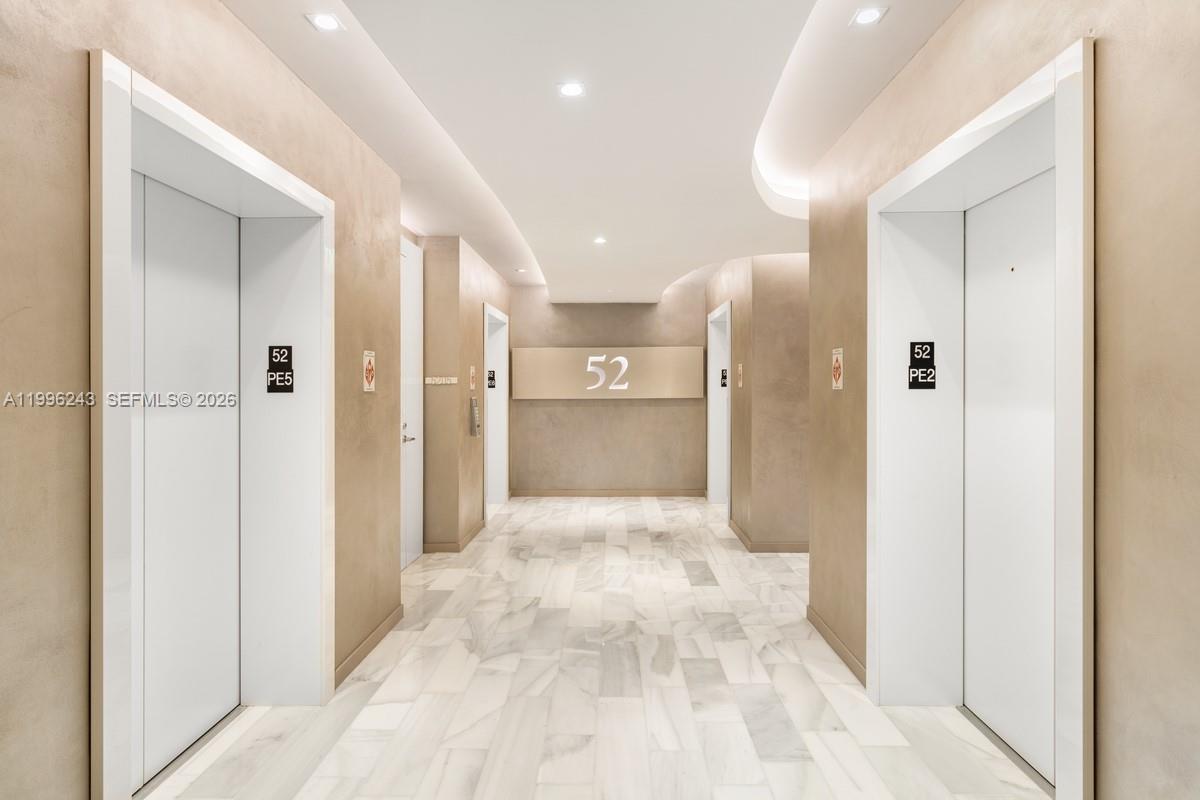 1000 Brickell Plaza #2701, Miami FL 33131