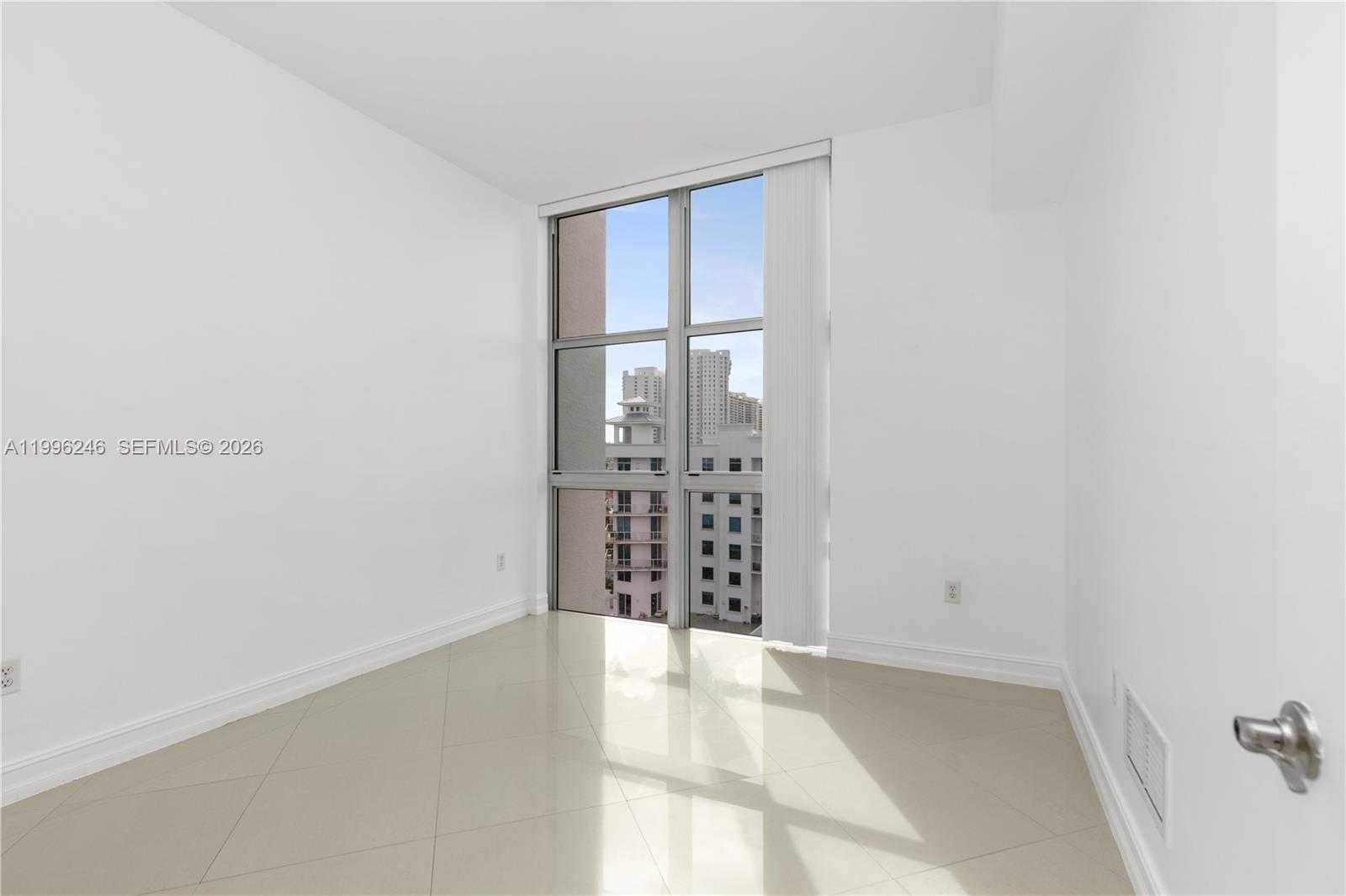 3131 NE 188th St #2-1010, Aventura FL 33180