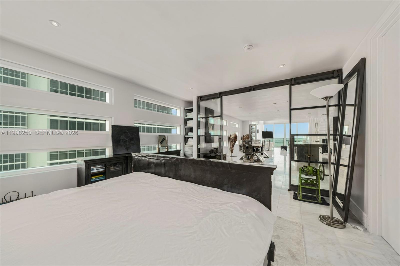 1040 Biscayne Blvd #3304, Miami FL 33132