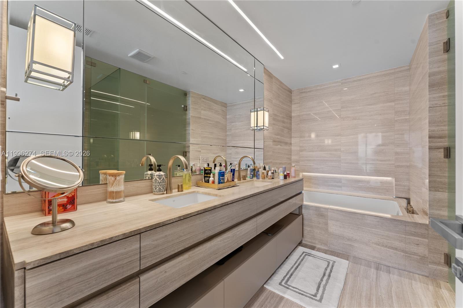 18975 Collins Ave #603, Sunny Isles Beach FL 33160