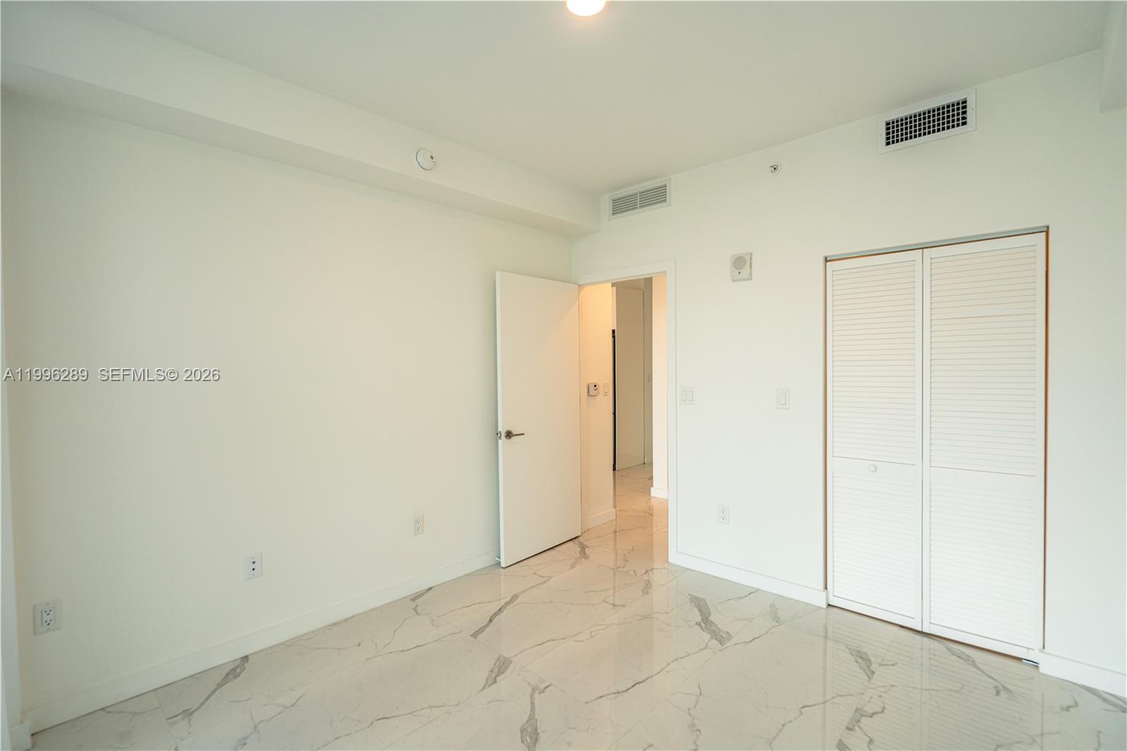 8425 Crespi Blvd #302, Miami Beach FL 33141