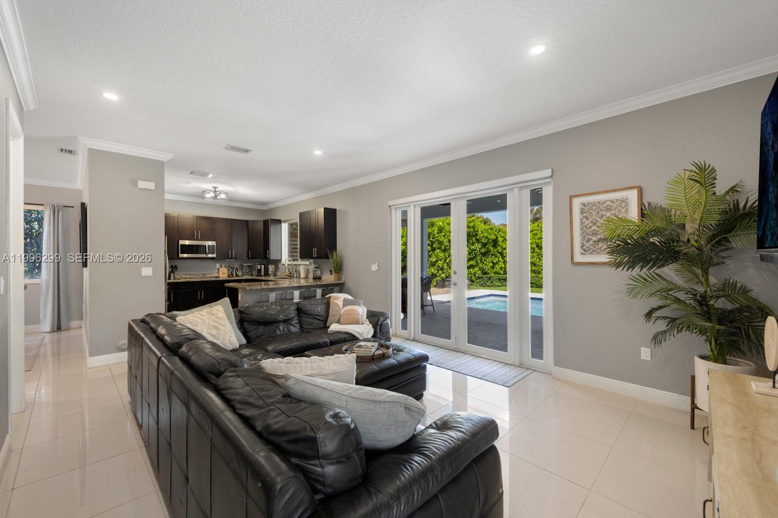 19781 SW 84th Ct, Cutler Bay FL 33189