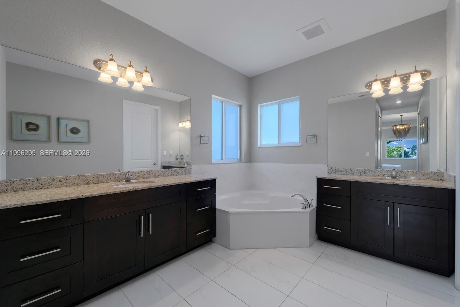 19781 SW 84th Ct, Cutler Bay FL 33189