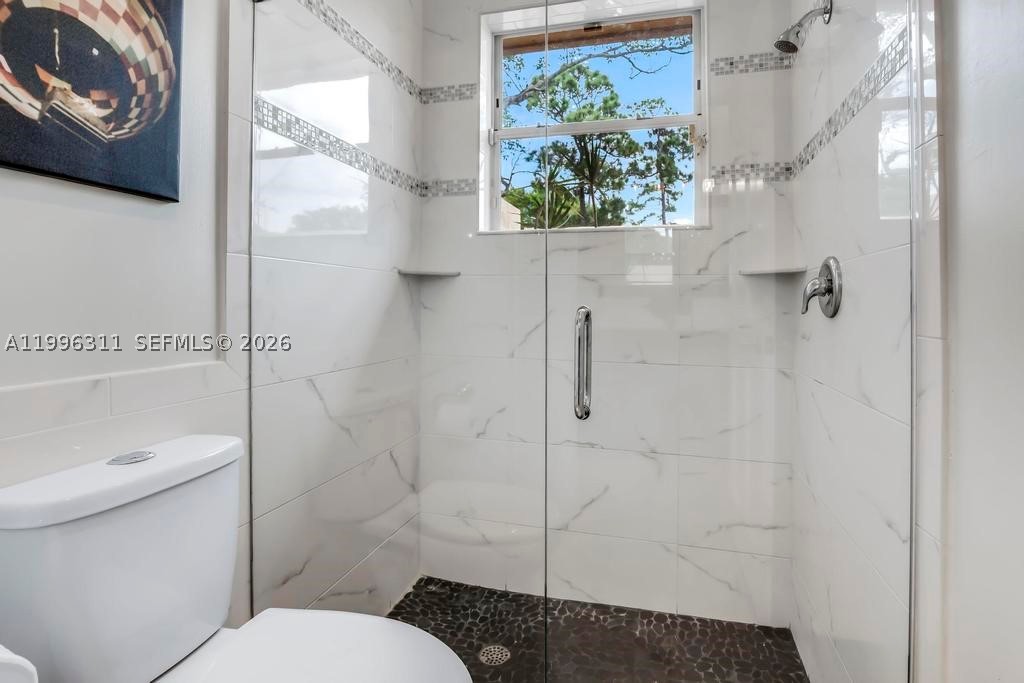 5328 E Leitner Dr, Coral Springs FL 33067