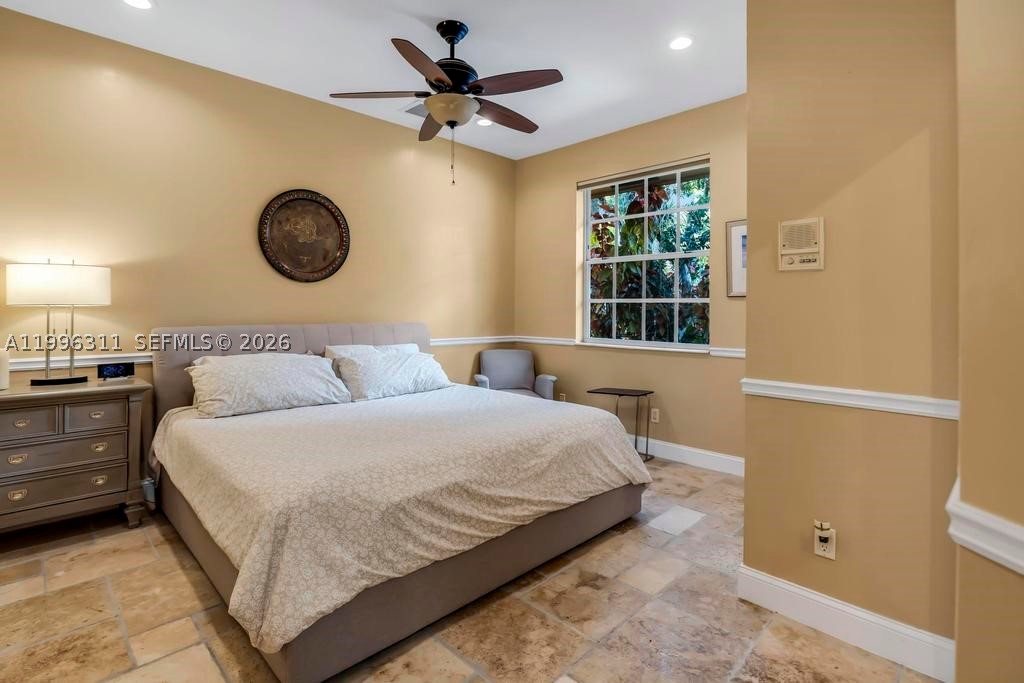 5328 E Leitner Dr, Coral Springs FL 33067
