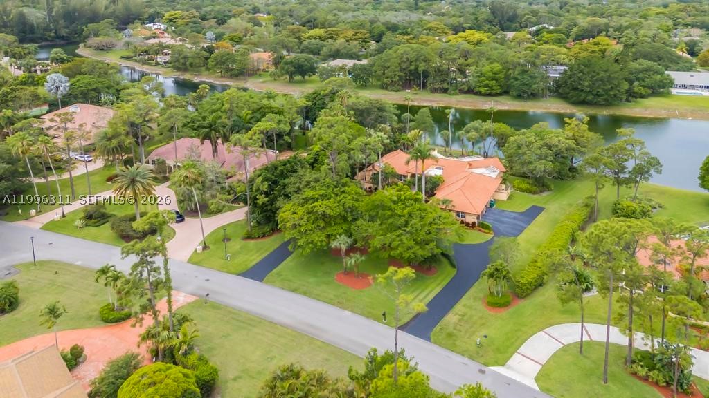 5328 E Leitner Dr, Coral Springs FL 33067