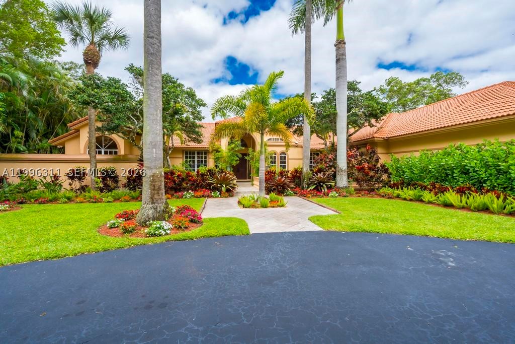 5328 E Leitner Dr, Coral Springs FL 33067