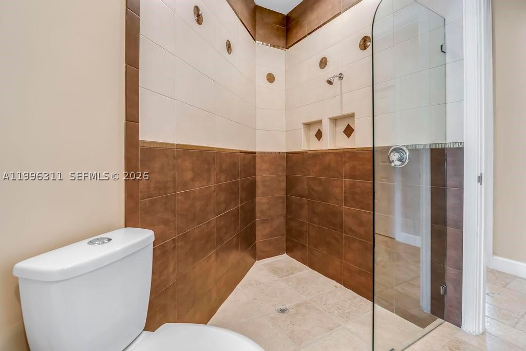 5328 E Leitner Dr, Coral Springs FL 33067