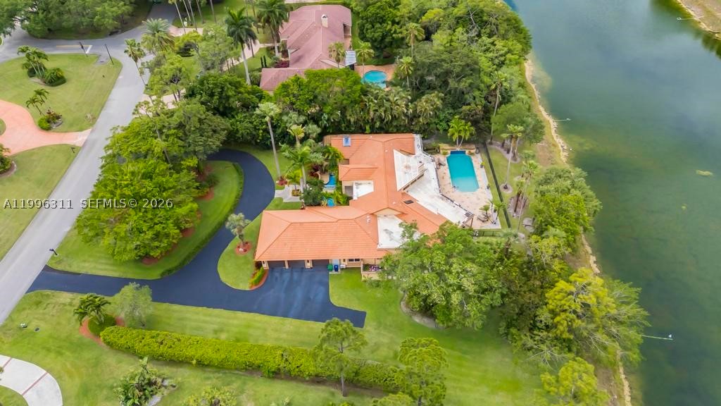 5328 E Leitner Dr, Coral Springs FL 33067