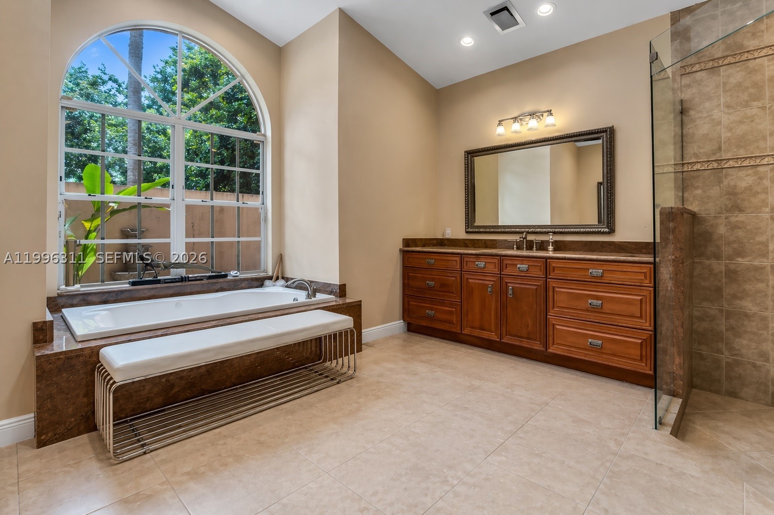 5328 E Leitner Dr, Coral Springs FL 33067