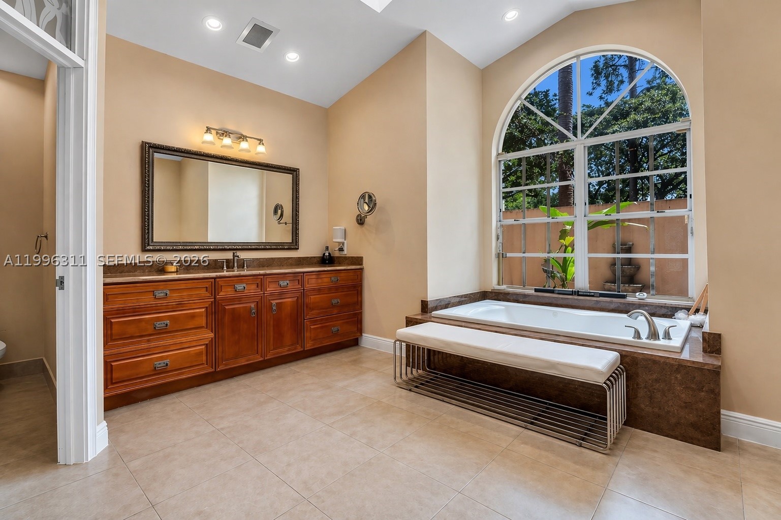 5328 E Leitner Dr, Coral Springs FL 33067